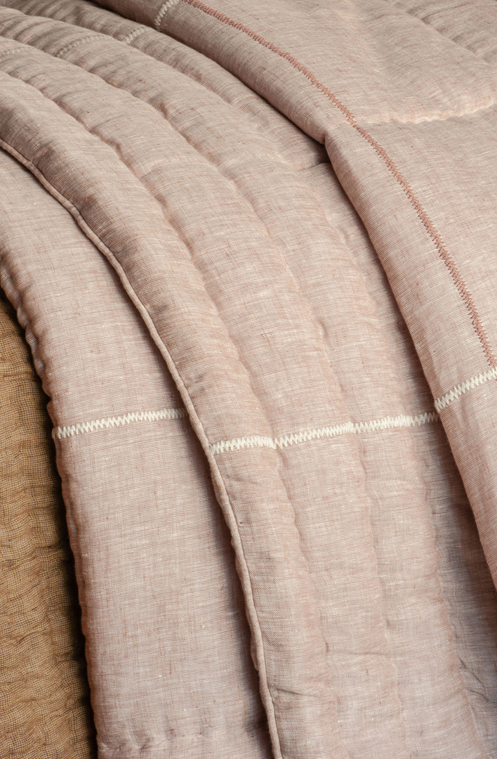 Bianca Lorenne Tobiishi Pink Clay Comforter | Luxury Linen Comforter NZ image 2